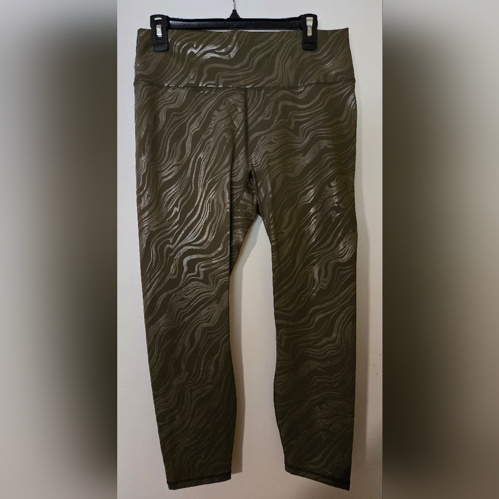 Fabletics green leggings never worn -XL
